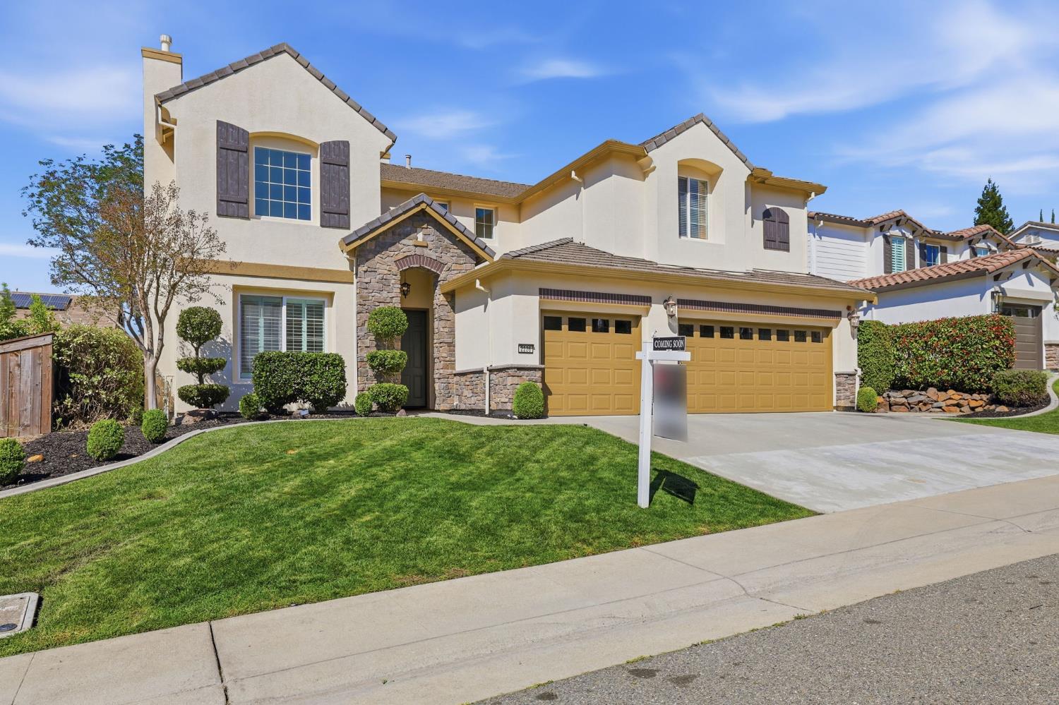 2226 TORC MOUNTAIN Lane