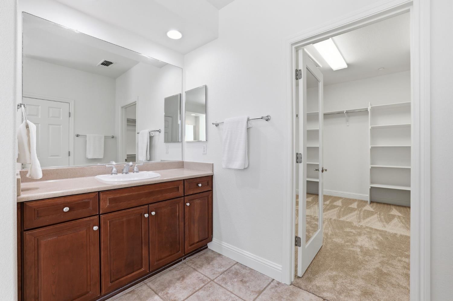 2226 TORC MOUNTAIN Lane