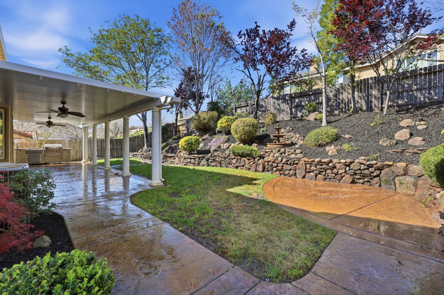 2226 TORC MOUNTAIN Lane