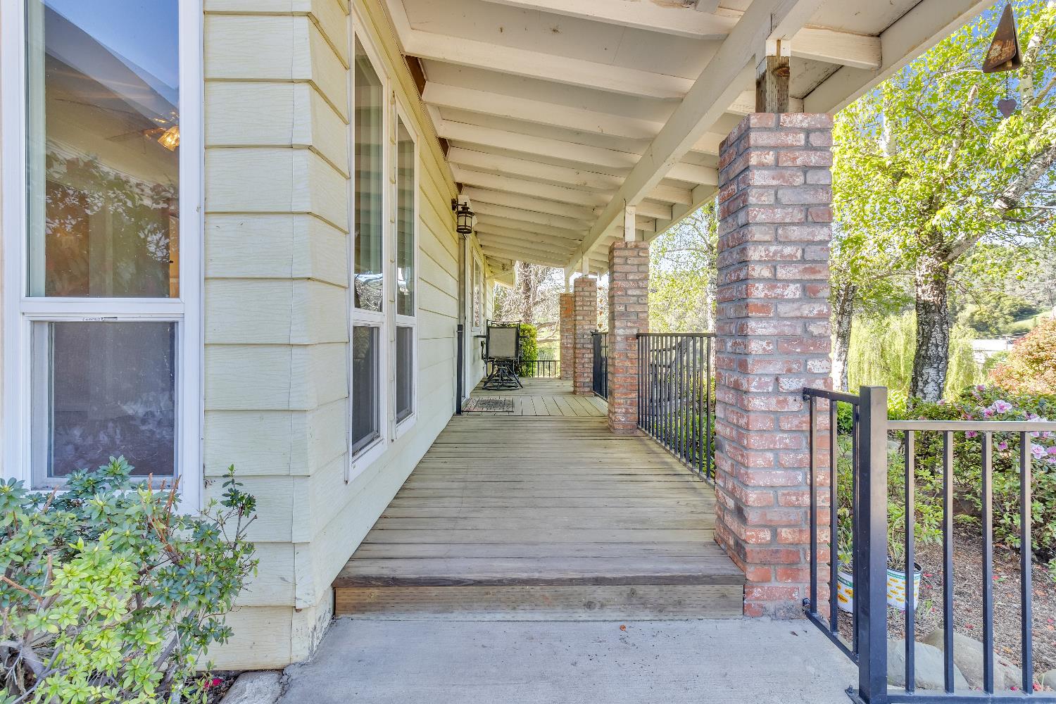 7056 Madrone Lane