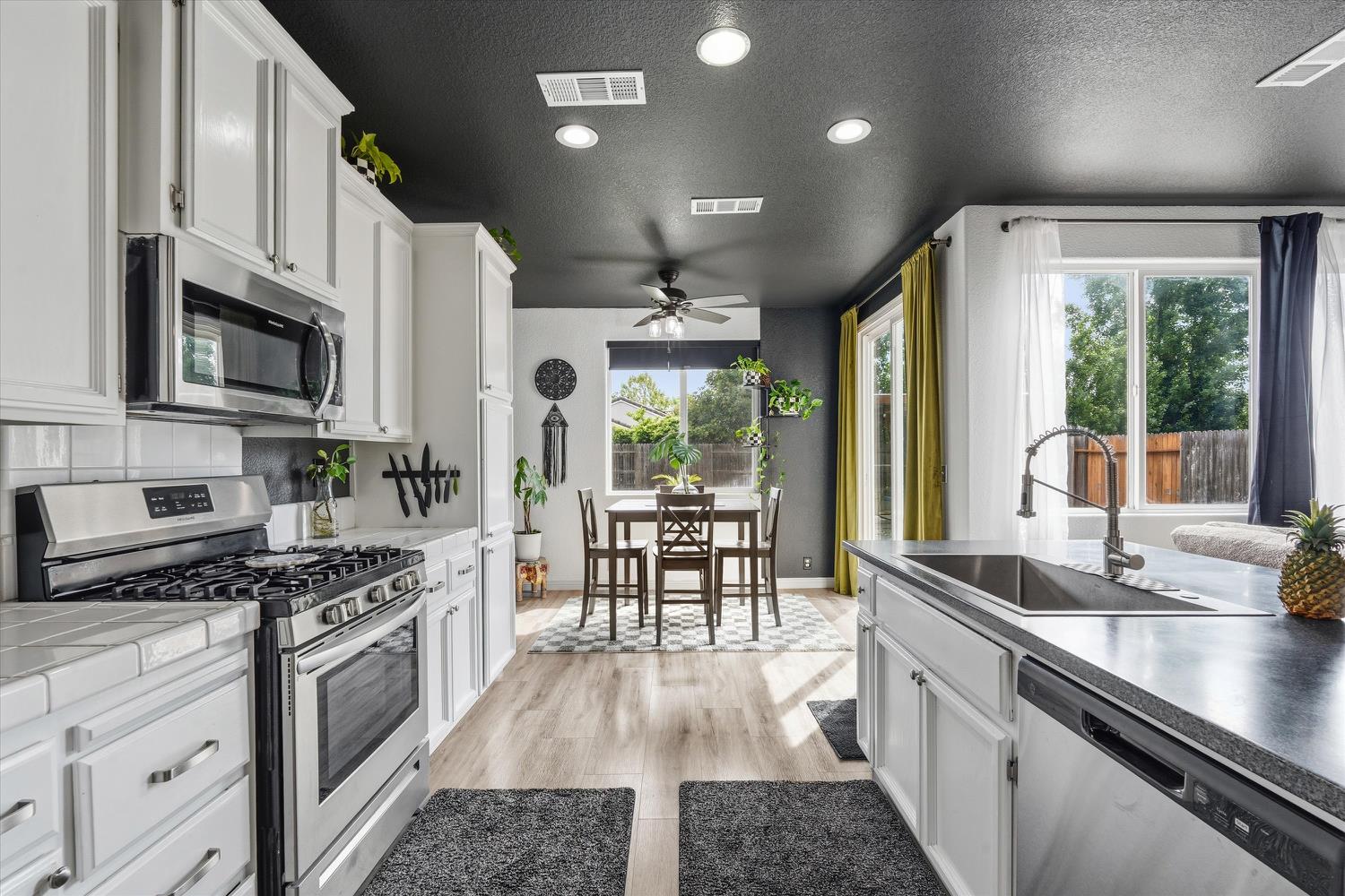 2411 Independence Trail