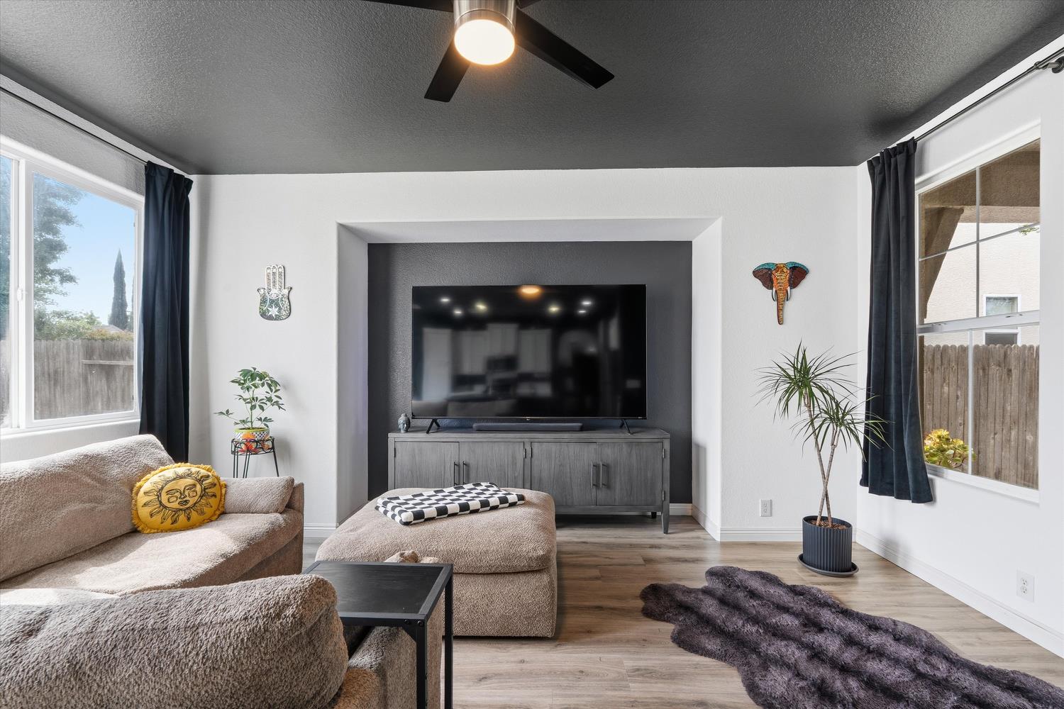 2411 Independence Trail