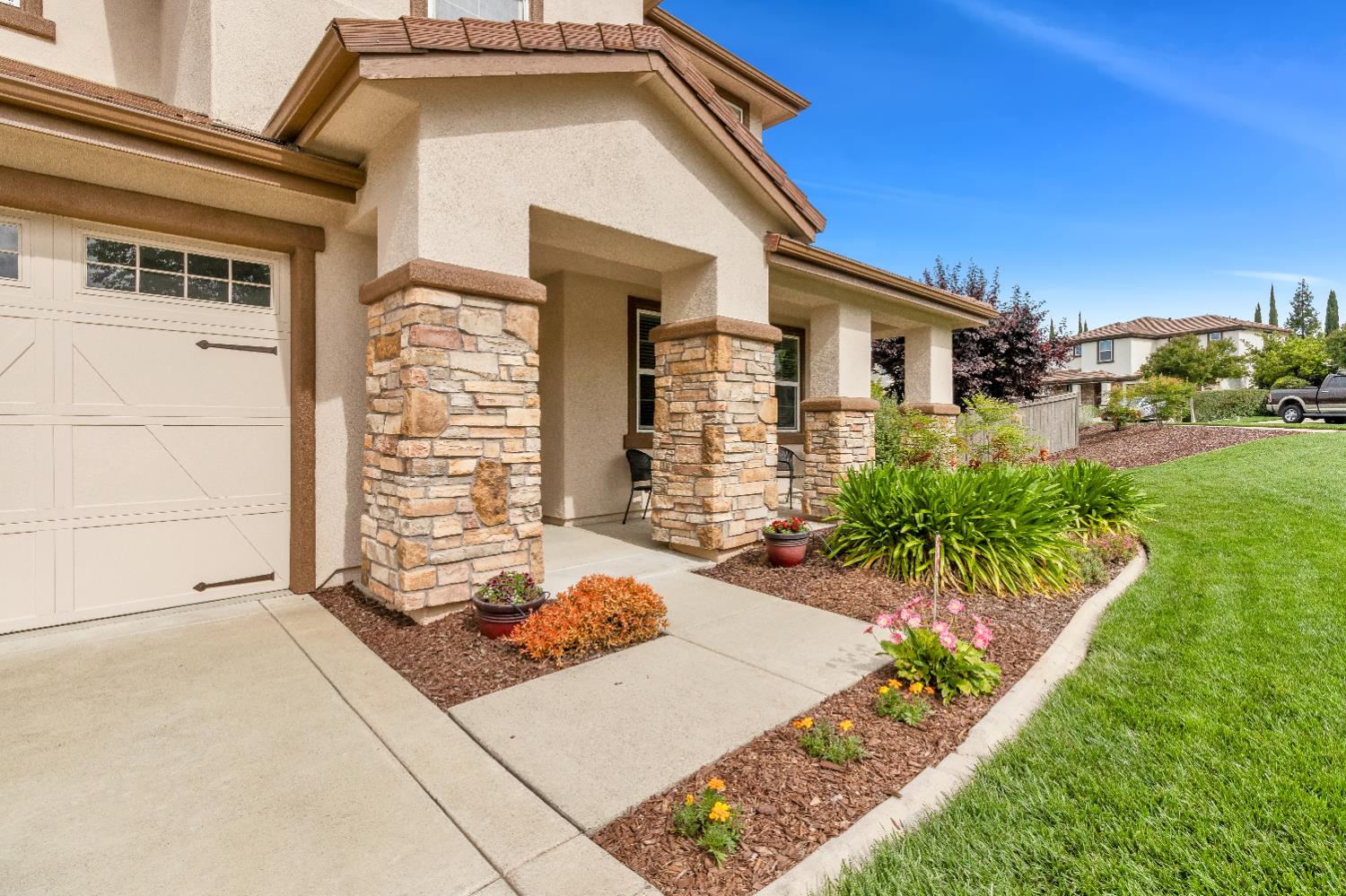 1554 Radford Loop
