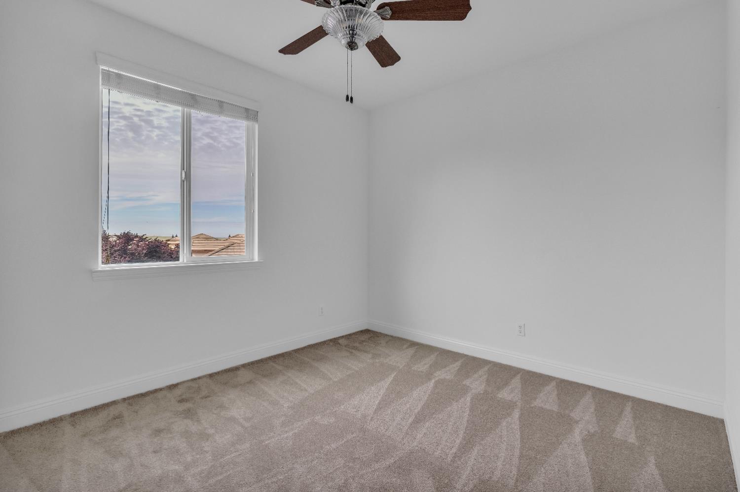 1554 Radford Loop
