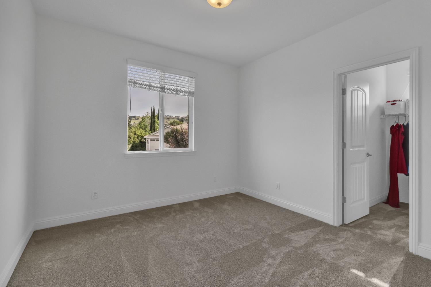 1554 Radford Loop