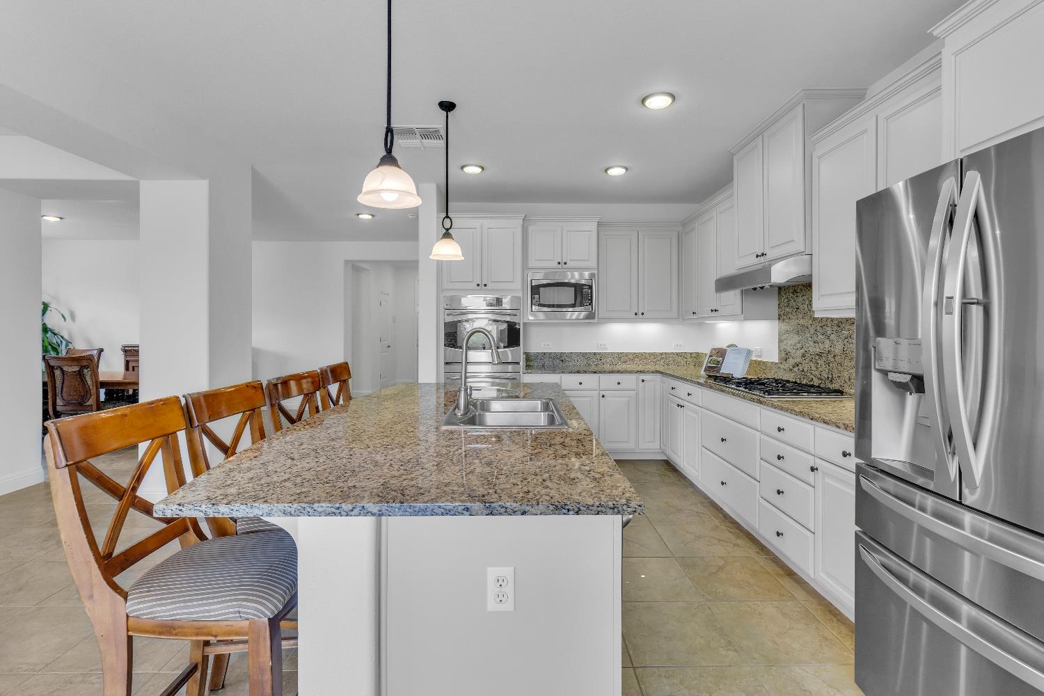 1554 Radford Loop