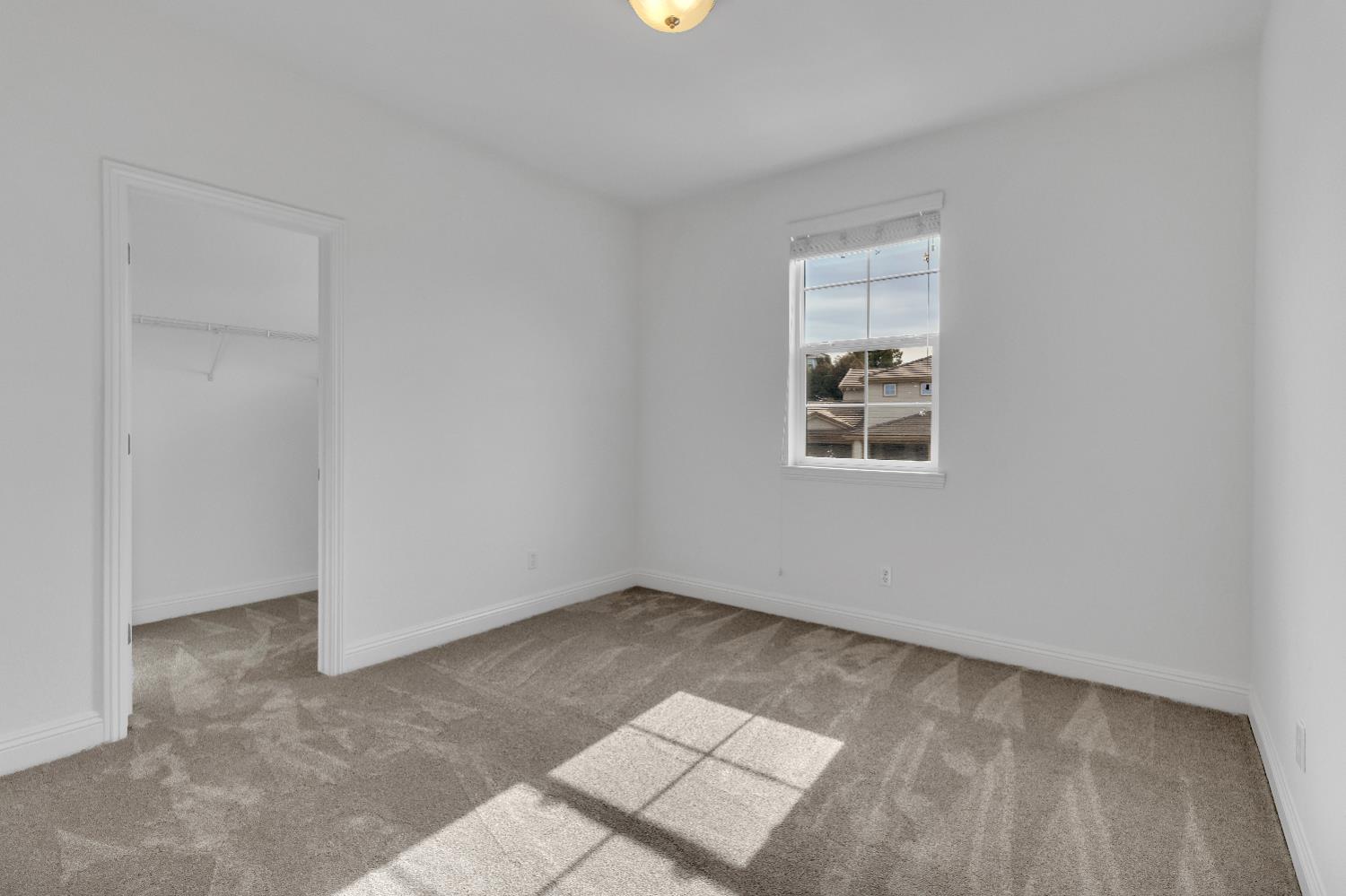 1554 Radford Loop