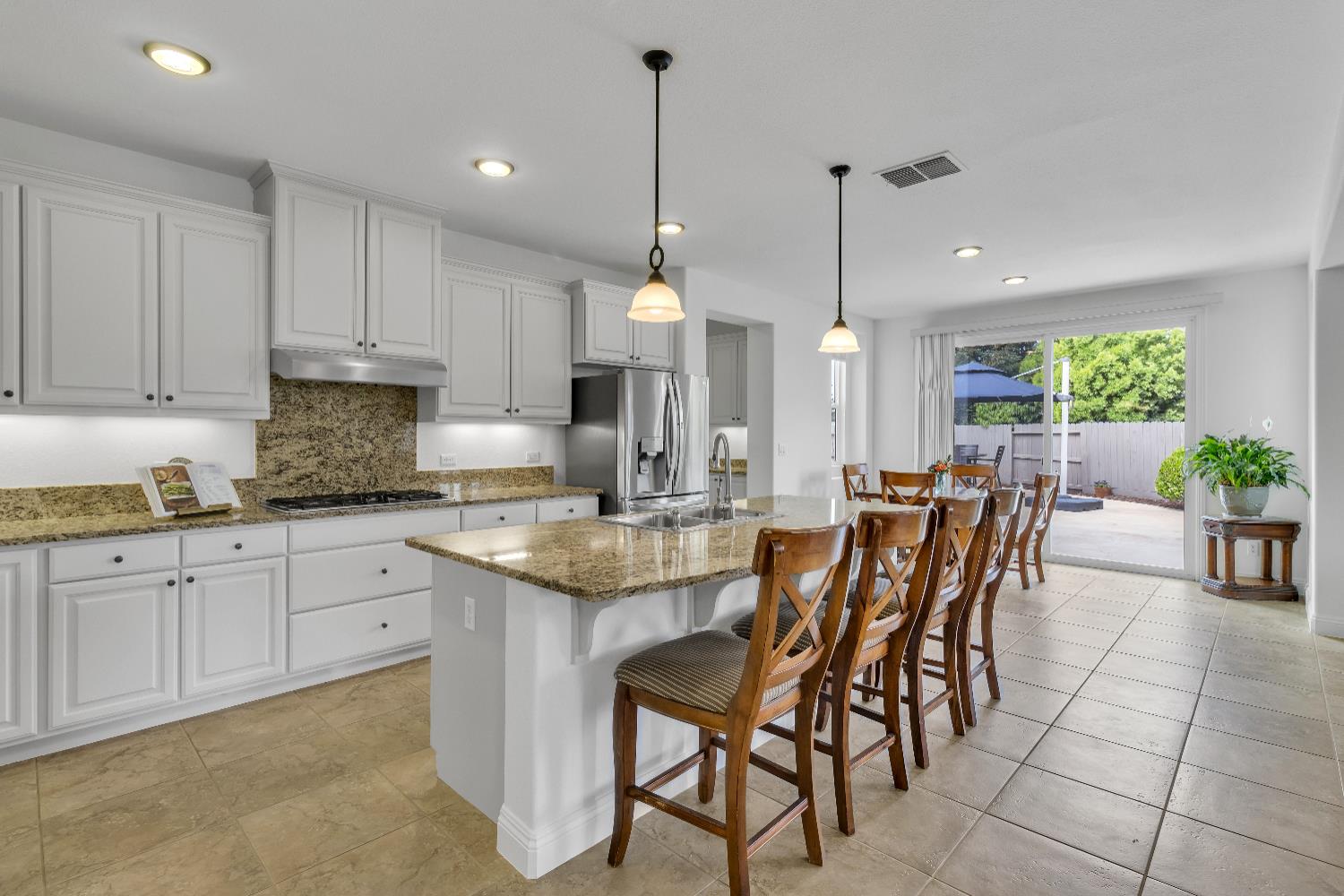 1554 Radford Loop