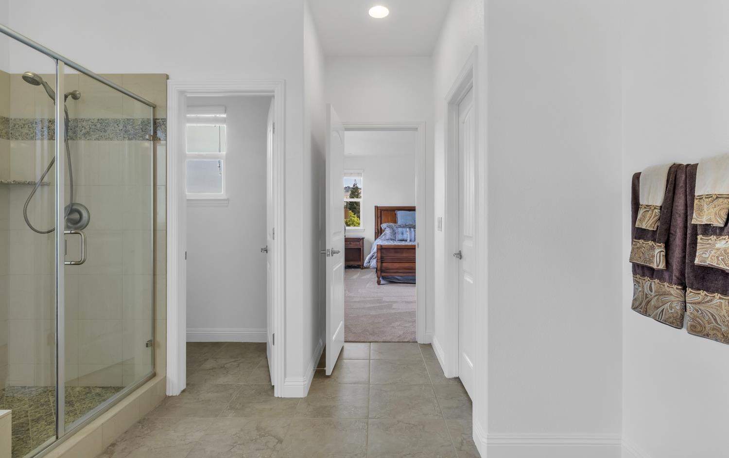 1554 Radford Loop