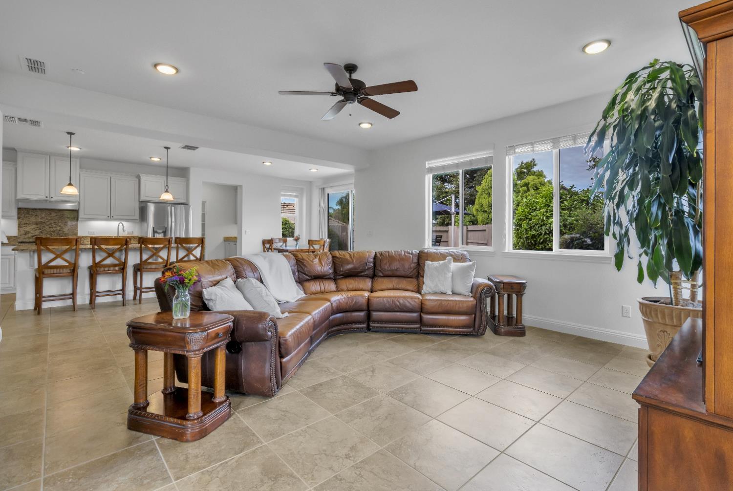 1554 Radford Loop