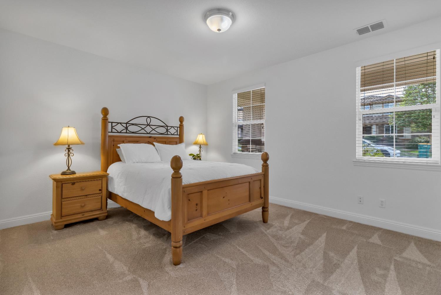 1554 Radford Loop