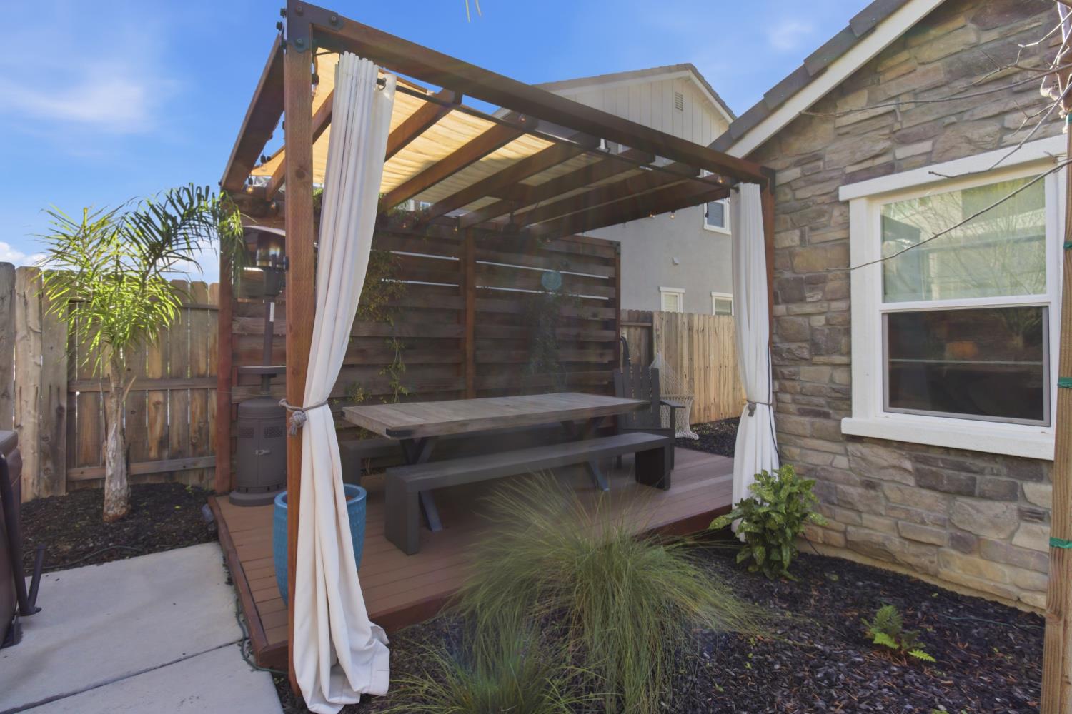3078 Orange Grove Terrace