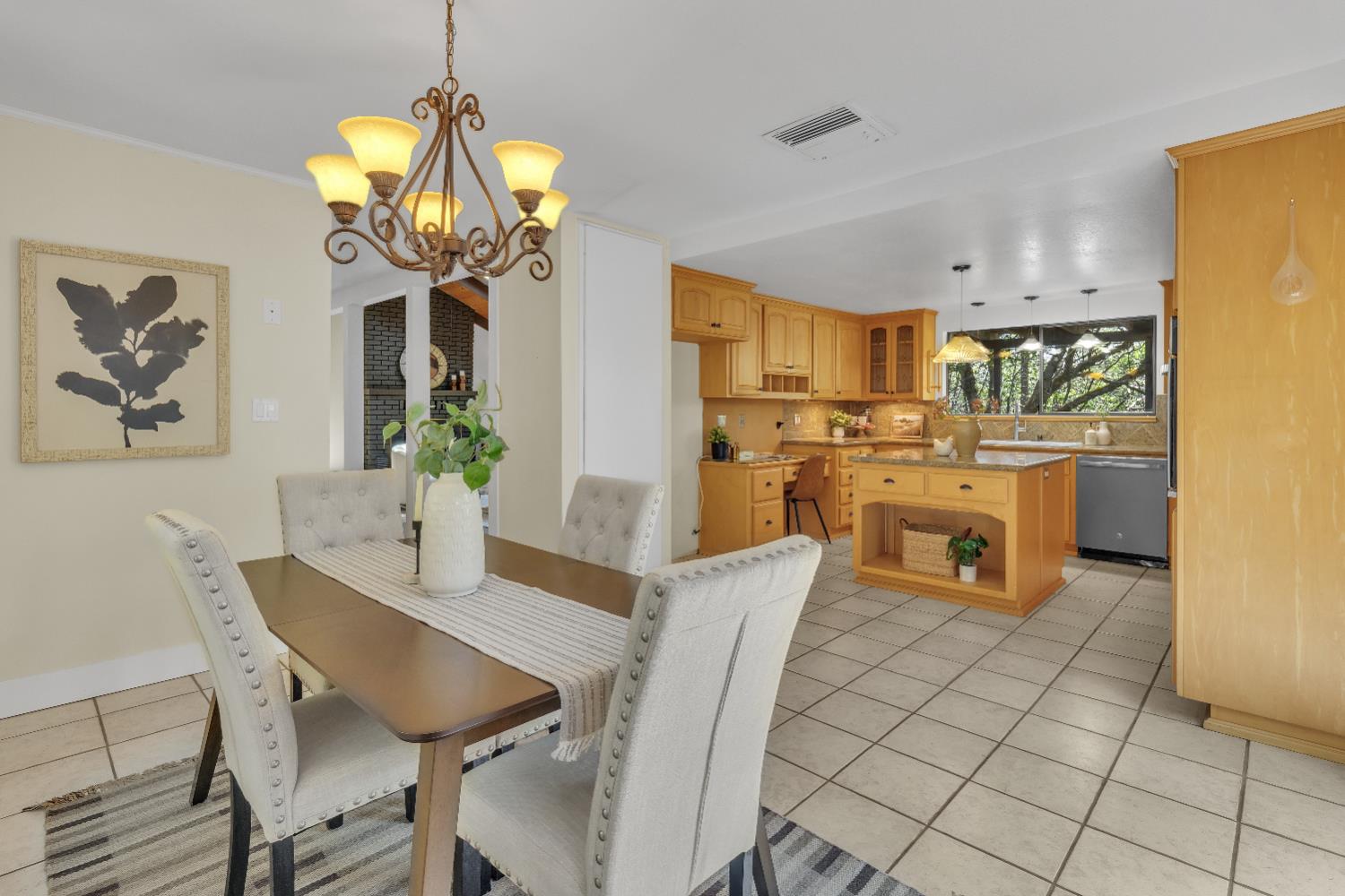 5539 Crestline Drive
