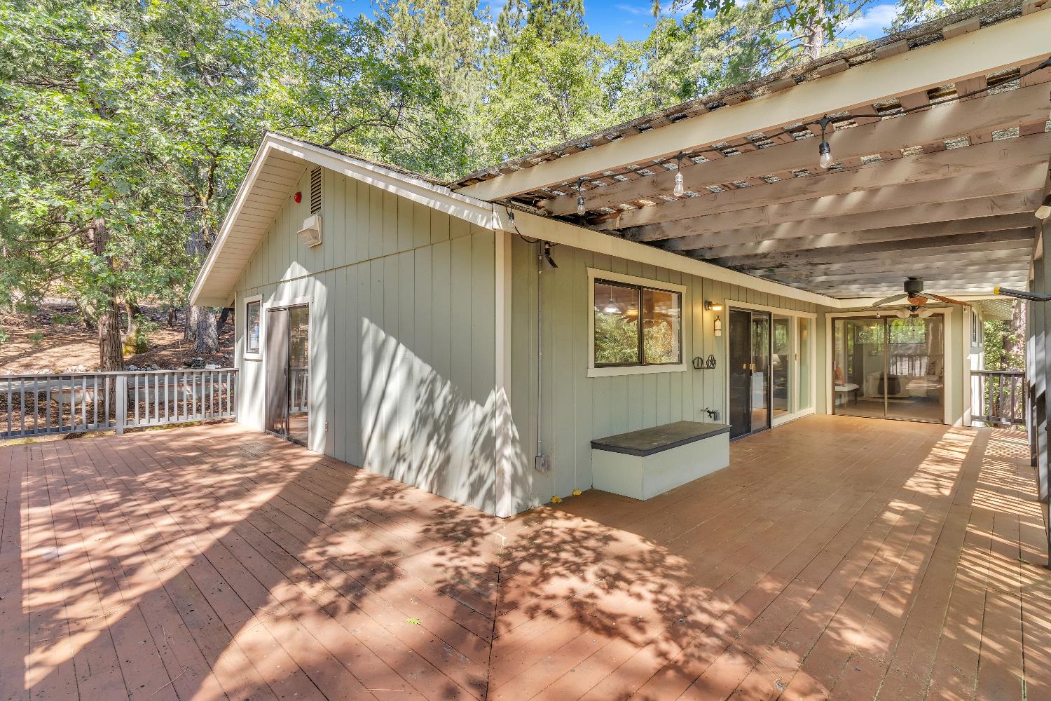 5539 Crestline Drive