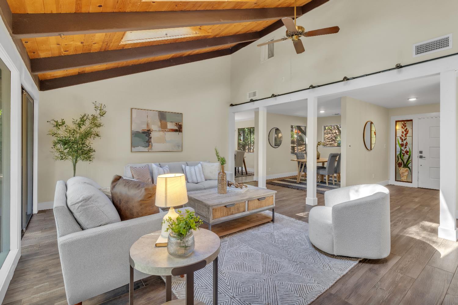 5539 Crestline Drive
