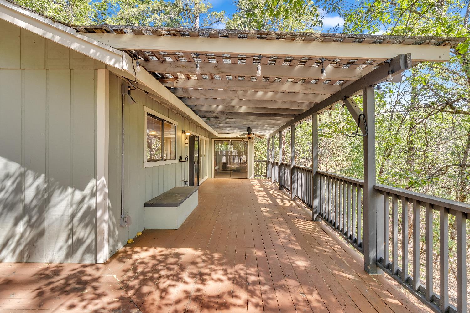 5539 Crestline Drive