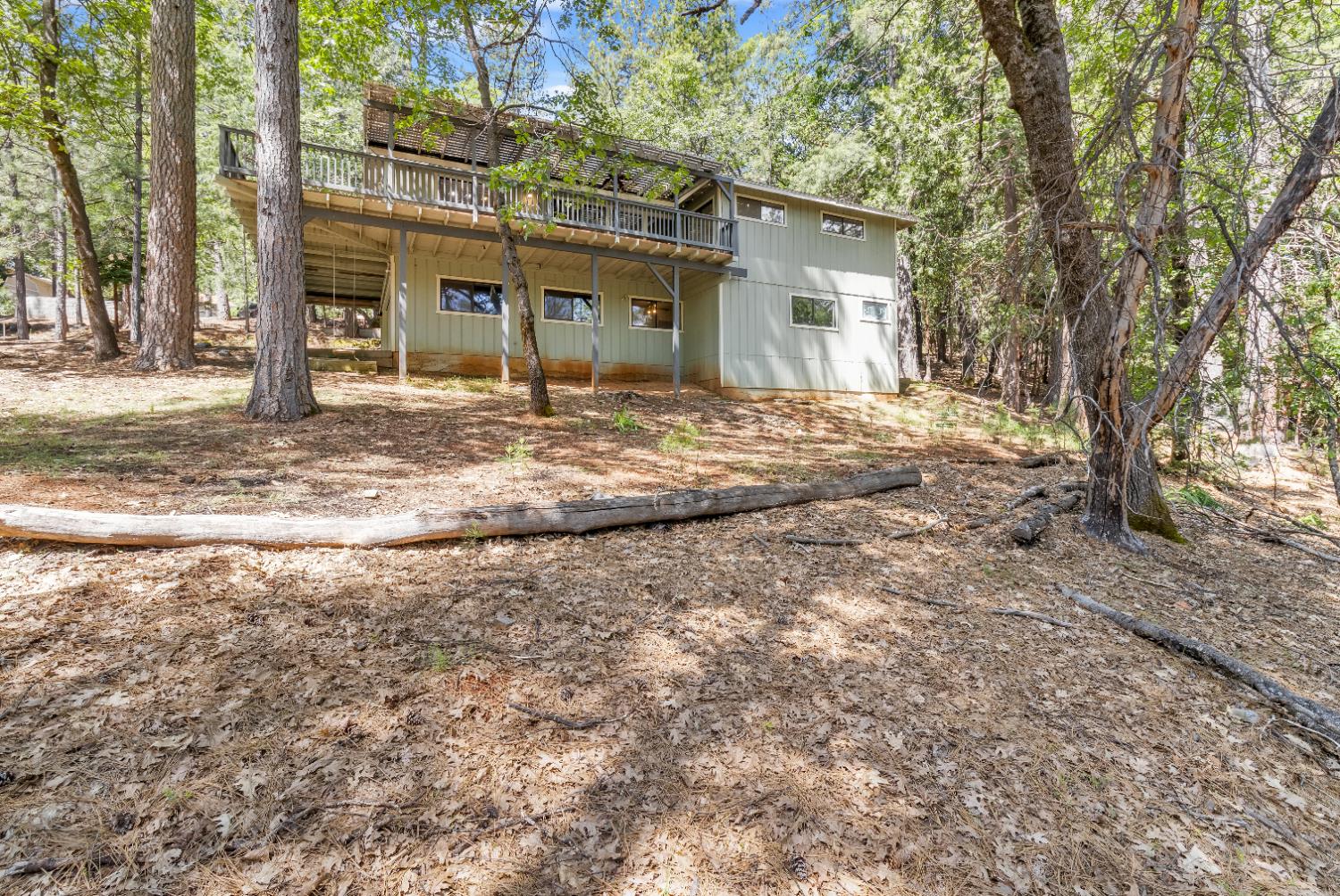 5539 Crestline Drive