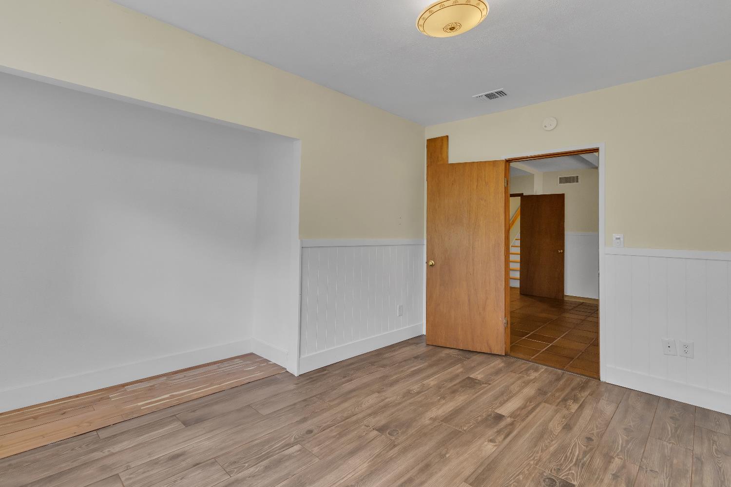 5539 Crestline Drive