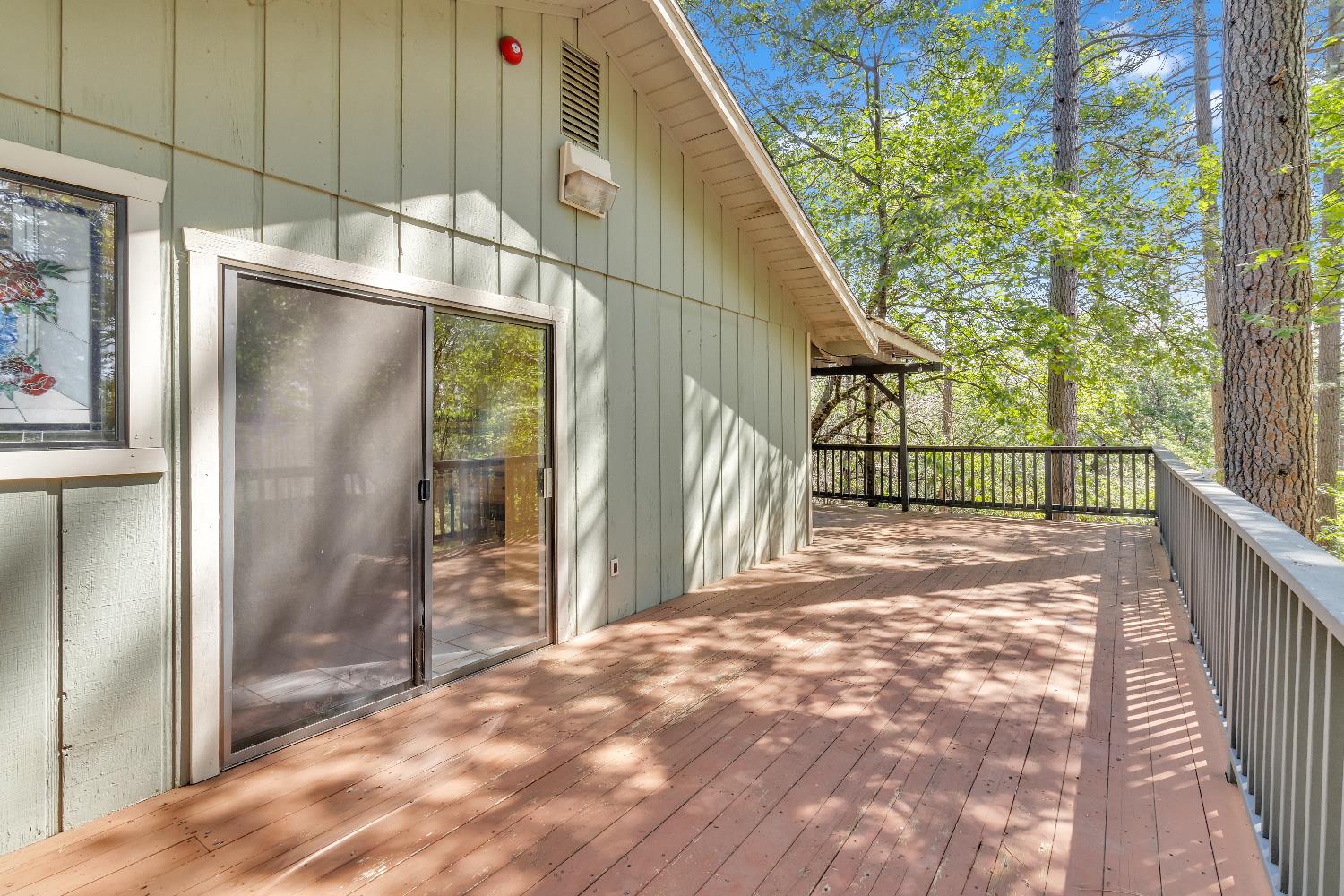 5539 Crestline Drive