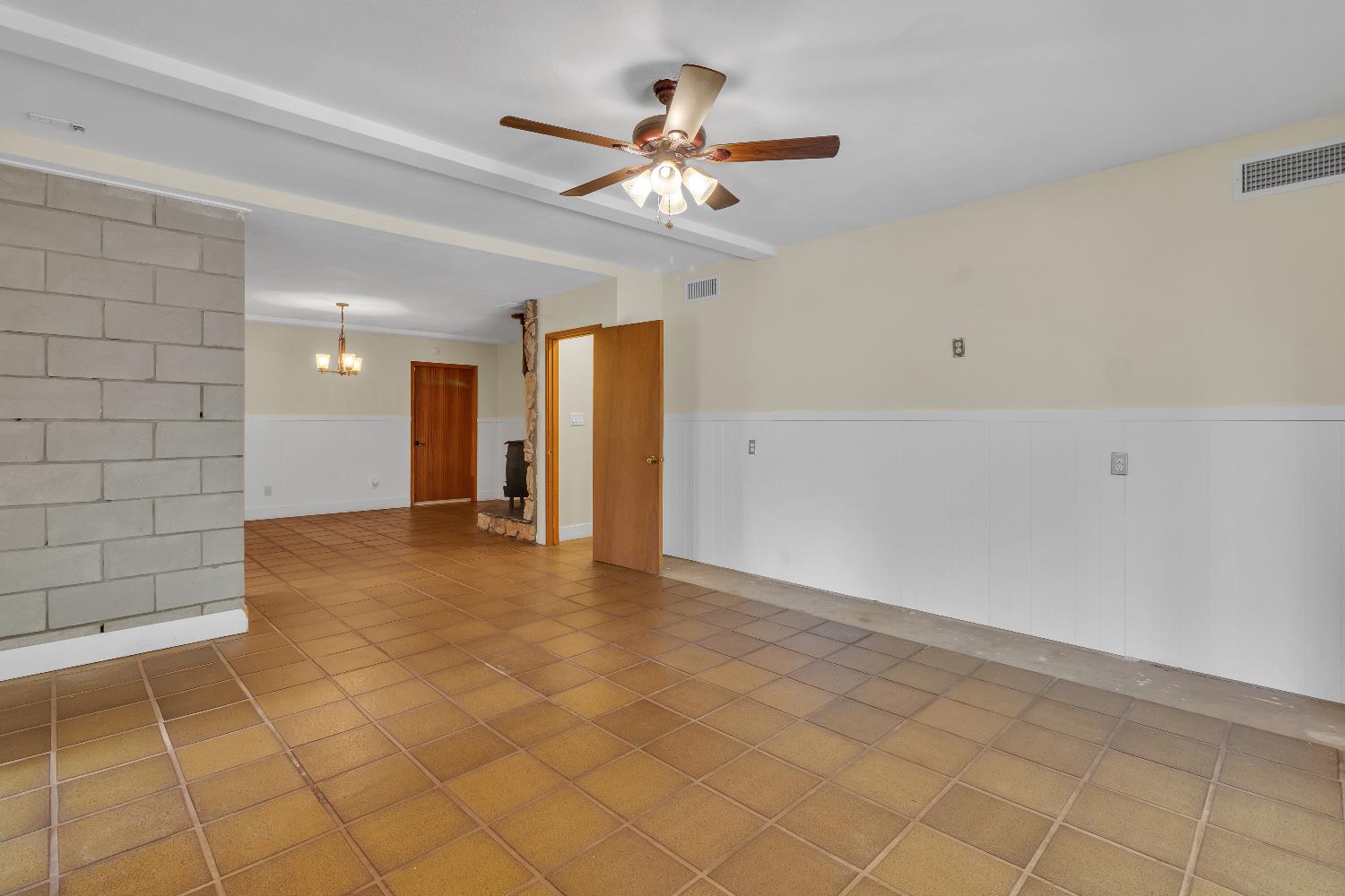 5539 Crestline Drive