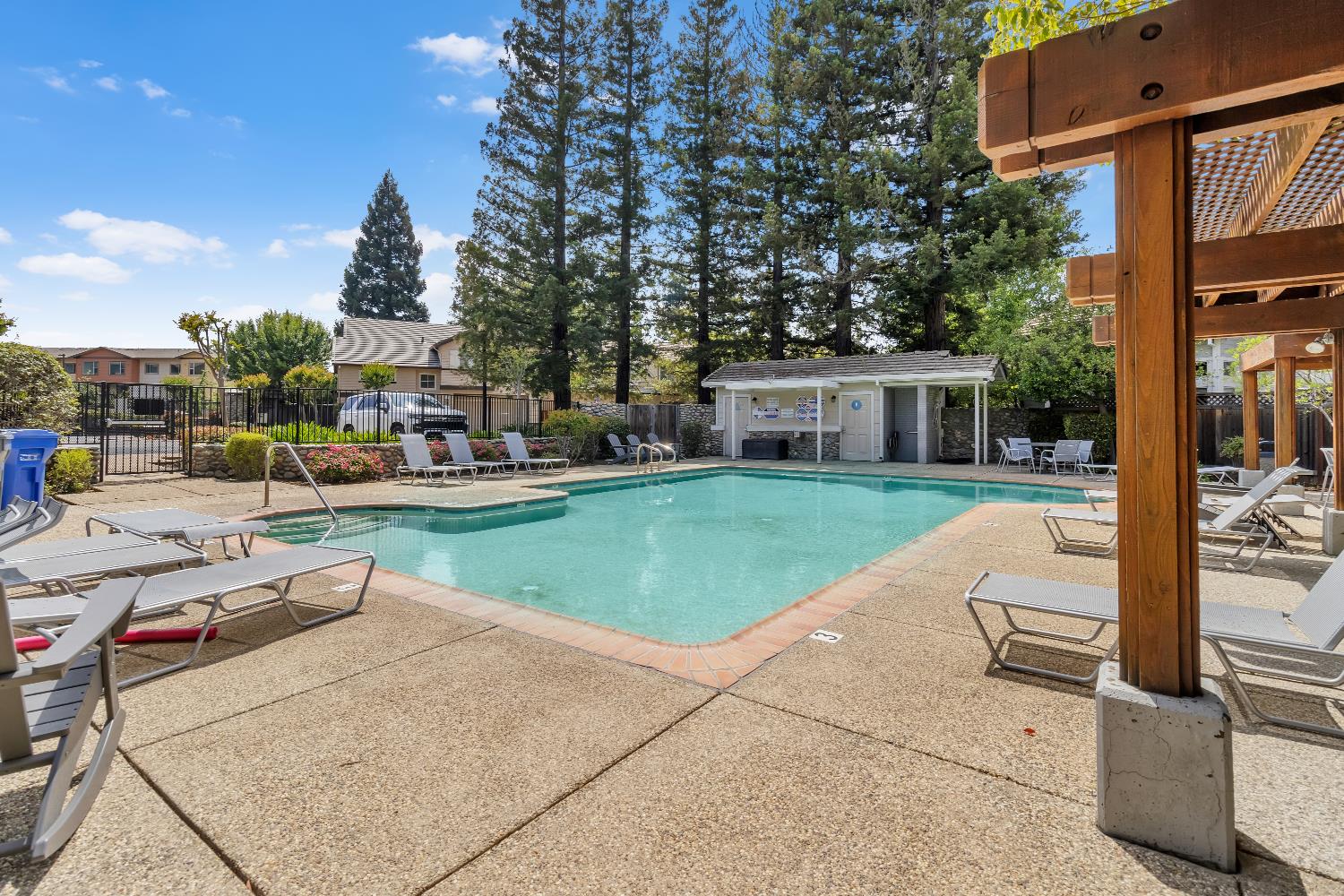 124 Sutcliffe Circle