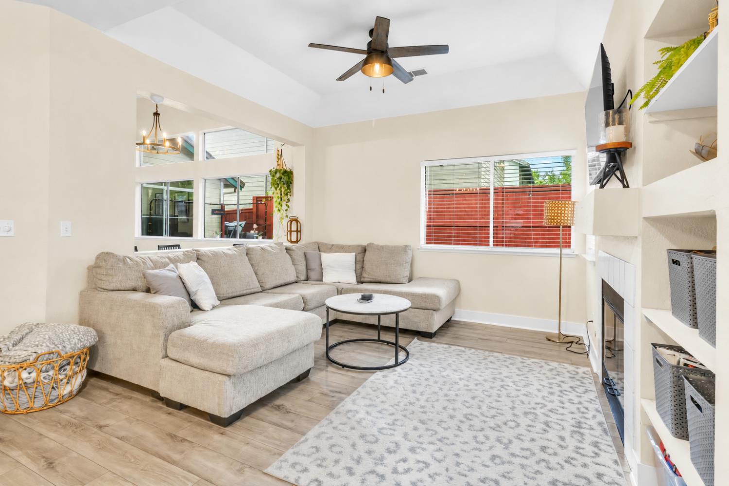 124 Sutcliffe Circle