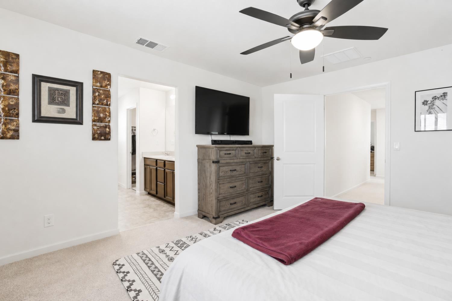 3807 Sunsetparke Way