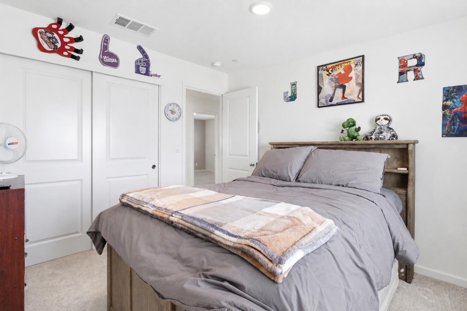 3807 Sunsetparke Way