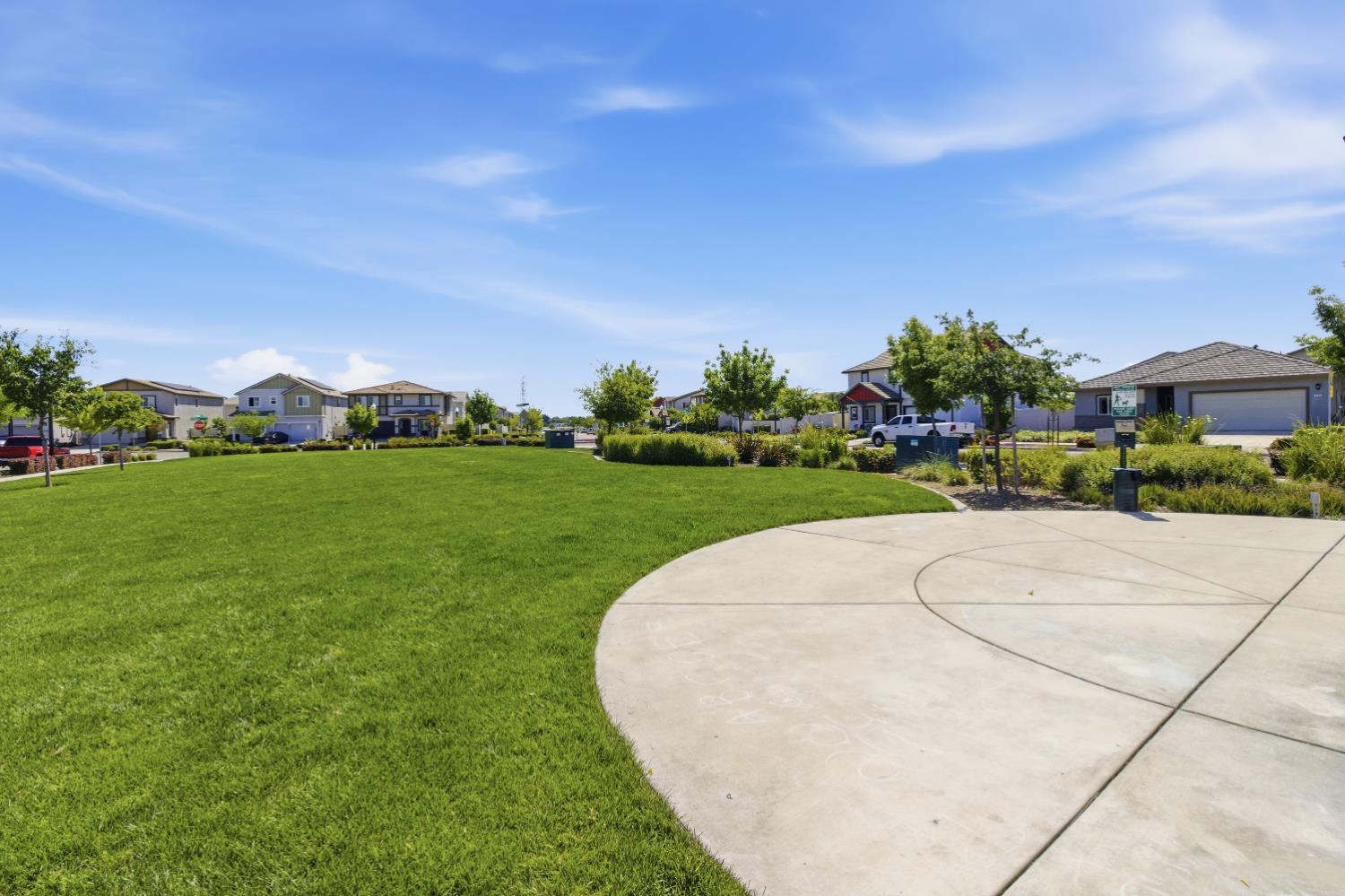 3807 Sunsetparke Way