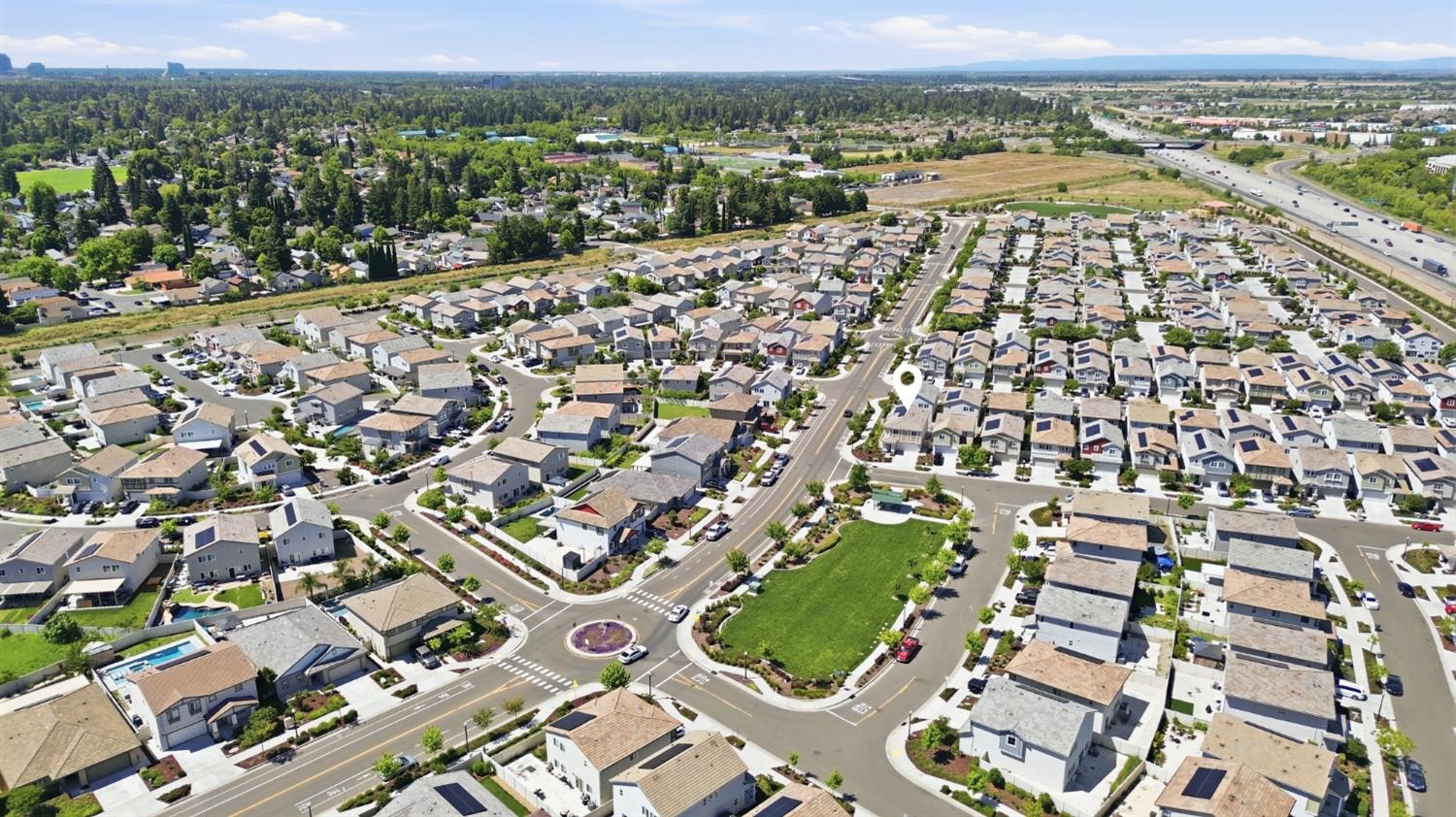 3807 Sunsetparke Way