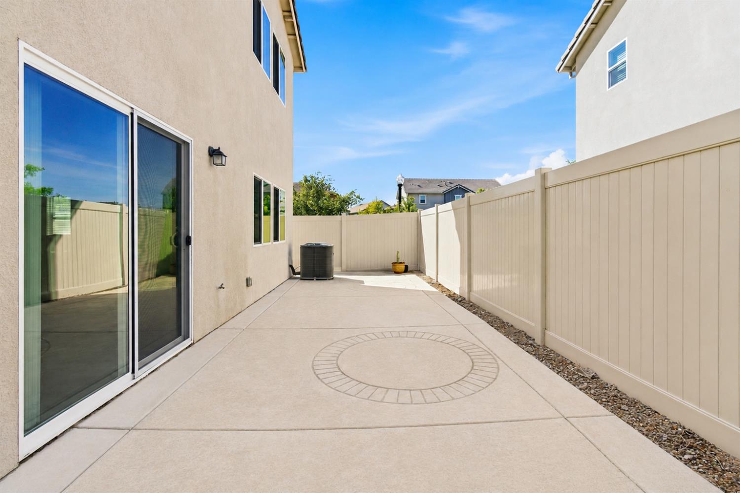 3807 Sunsetparke Way