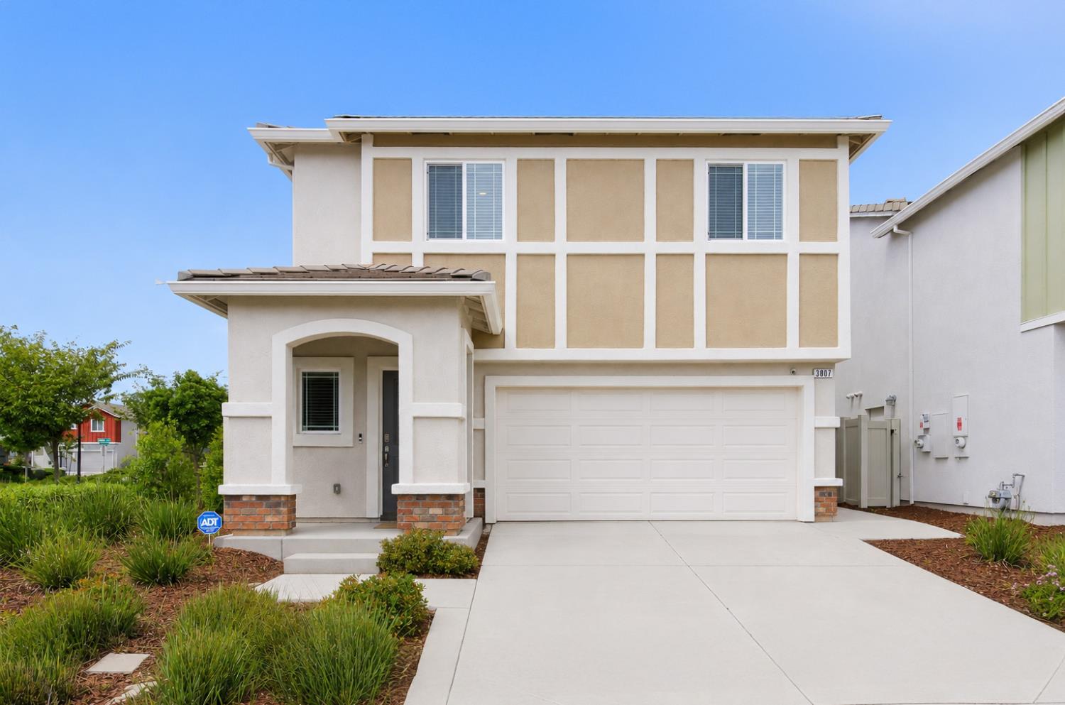 3807 Sunsetparke Way