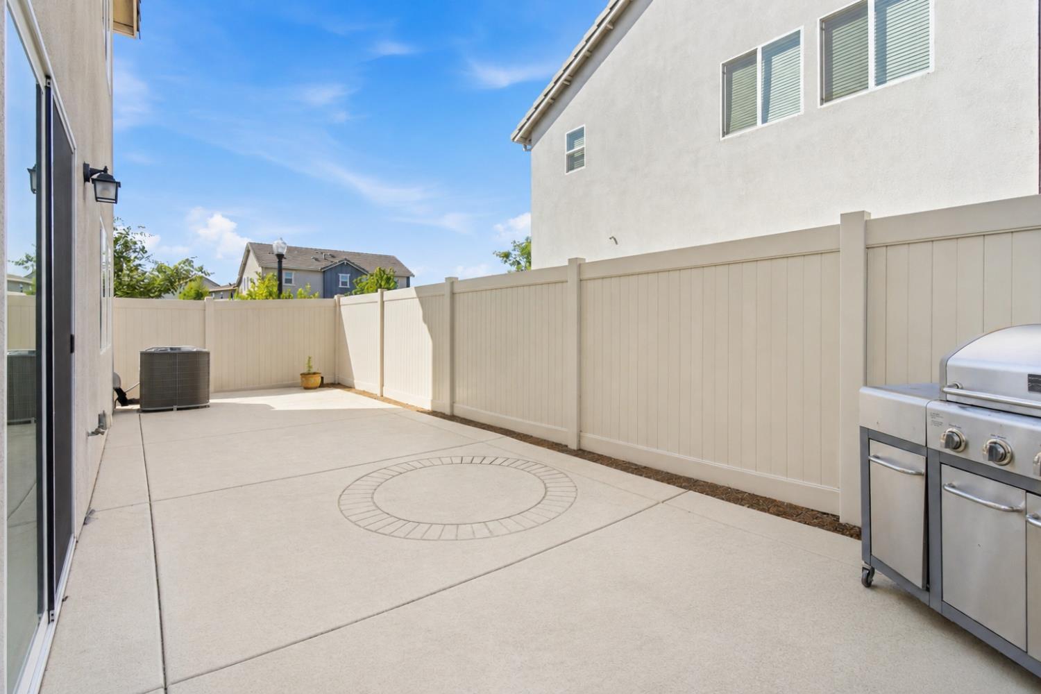3807 Sunsetparke Way