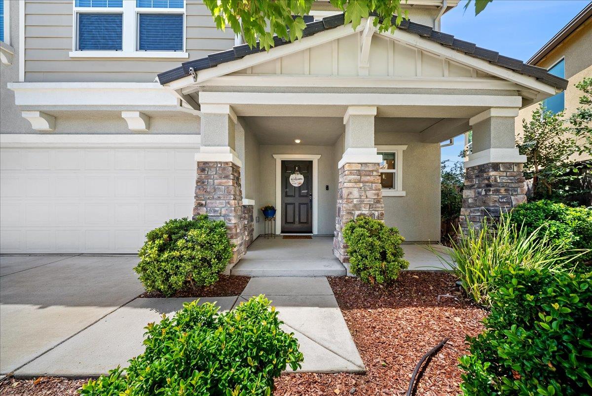 4325 Gentry Way