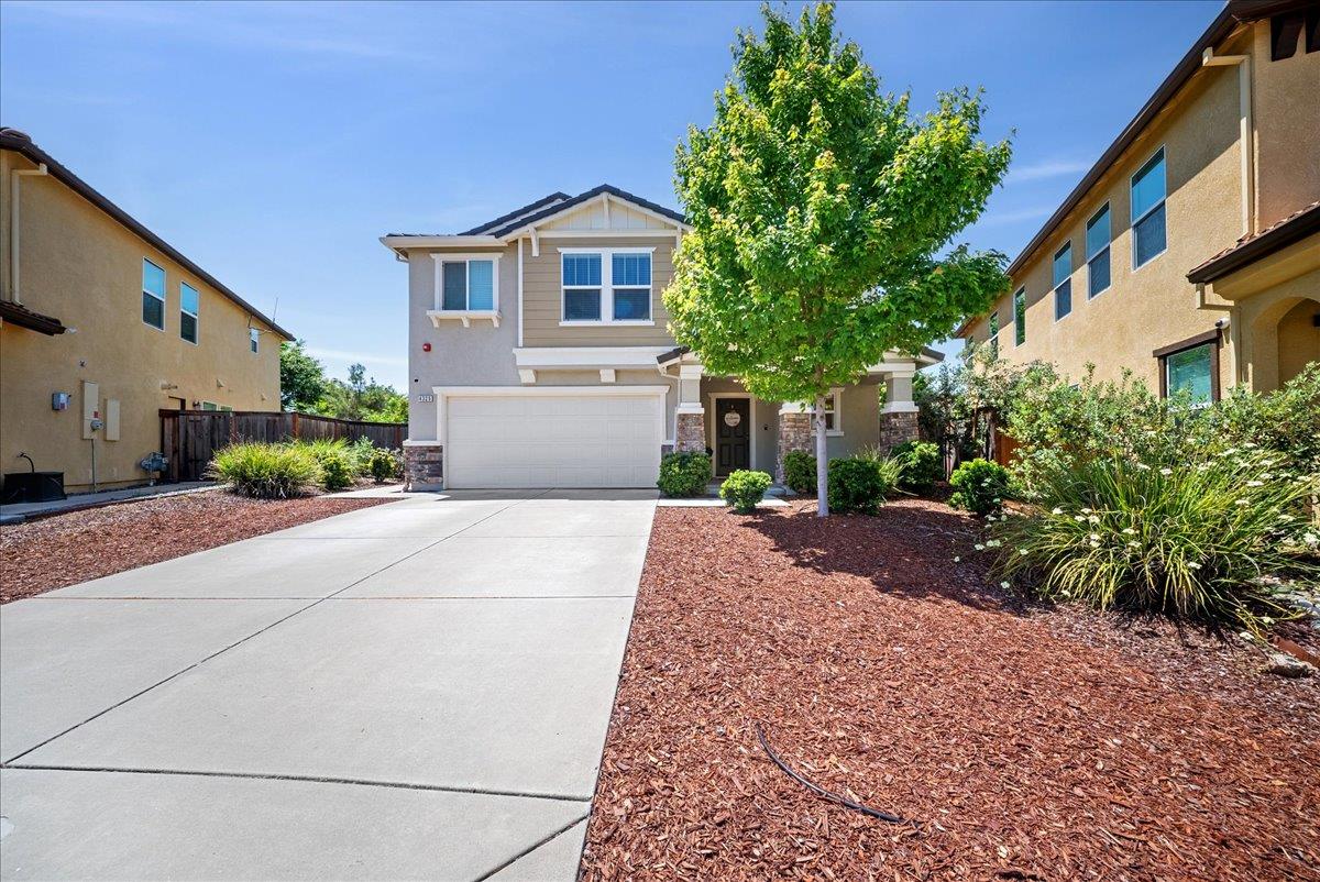 4325 Gentry Way