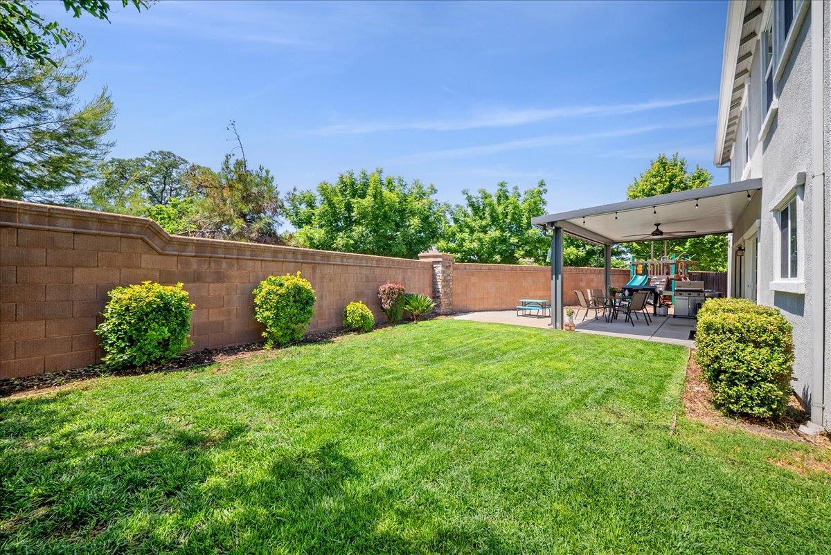 4325 Gentry Way
