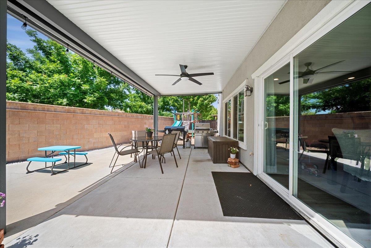 4325 Gentry Way