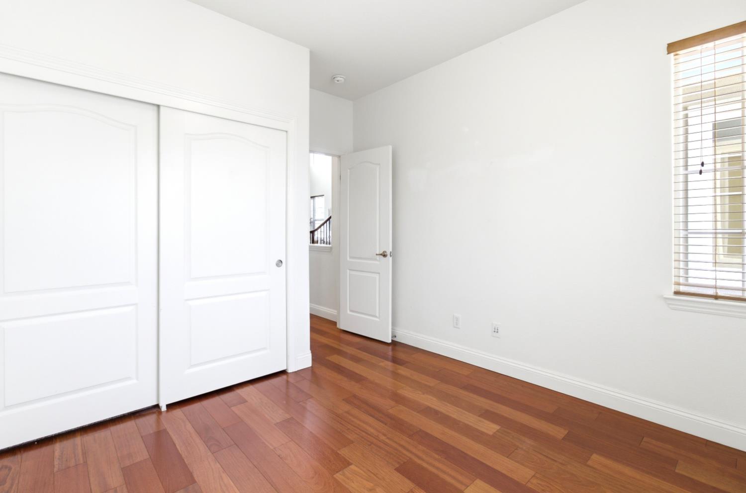 1892 Loring Lane