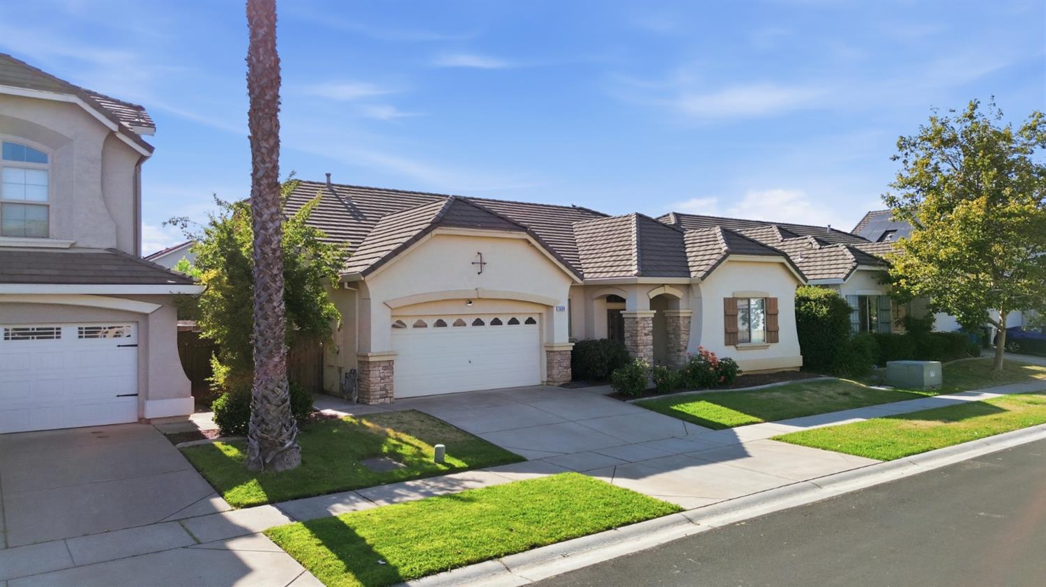 5600 Peach Tree Drive
