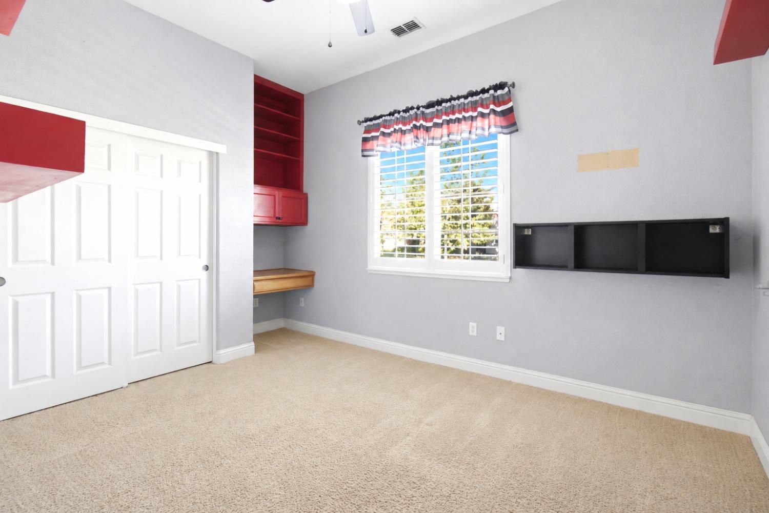 5600 Peach Tree Drive