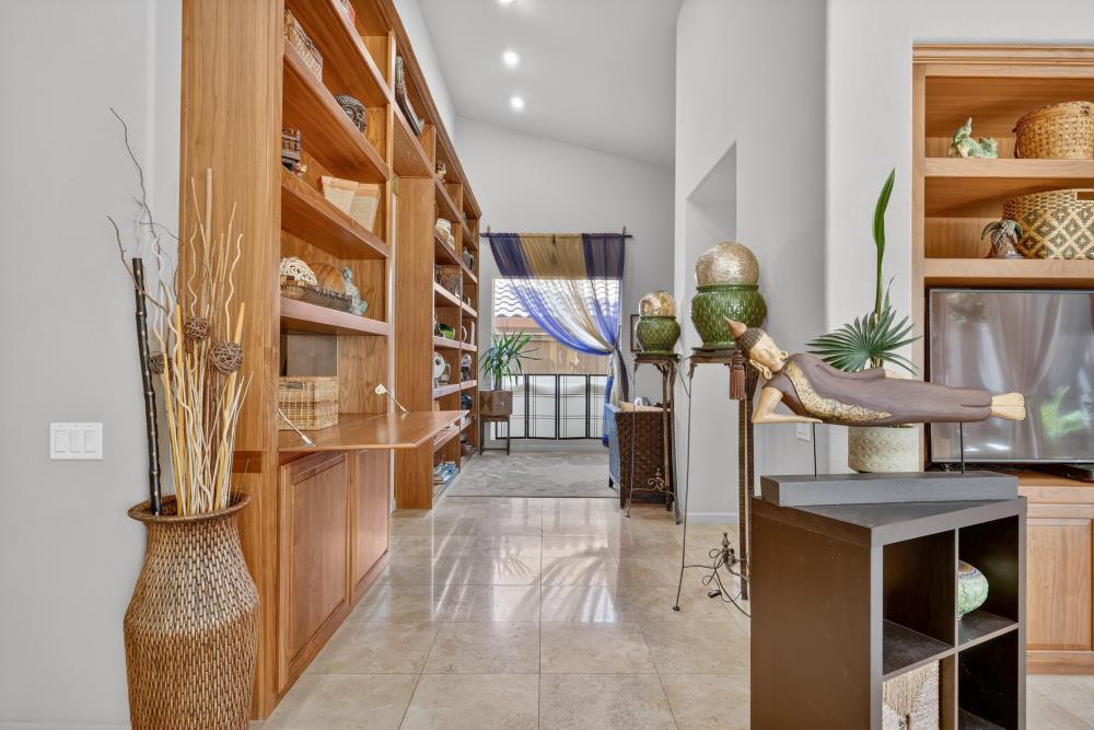 3041 Vila Flor Place