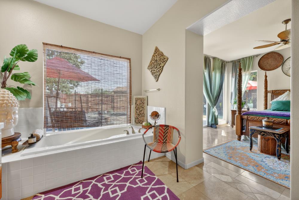 3041 Vila Flor Place