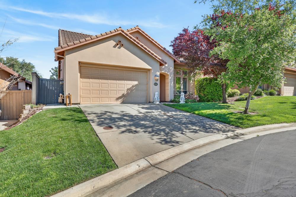 3041 Vila Flor Place