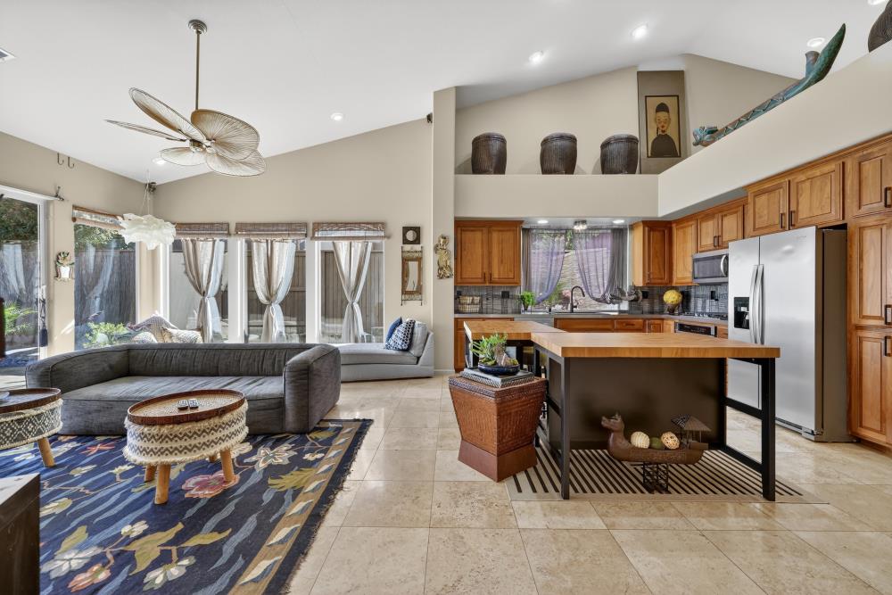 3041 Vila Flor Place