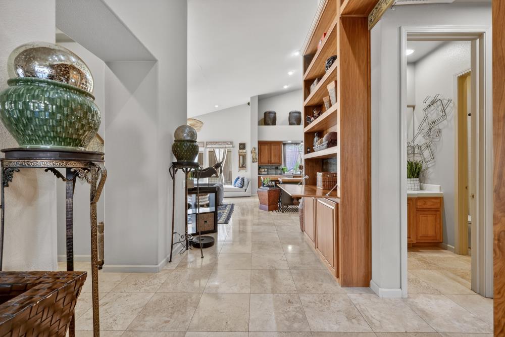 3041 Vila Flor Place