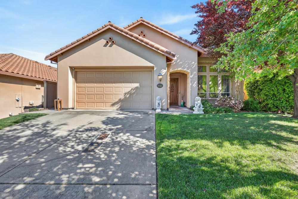 3041 Vila Flor Place