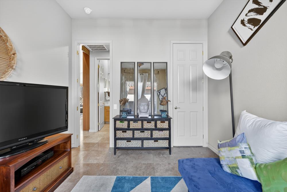 3041 Vila Flor Place