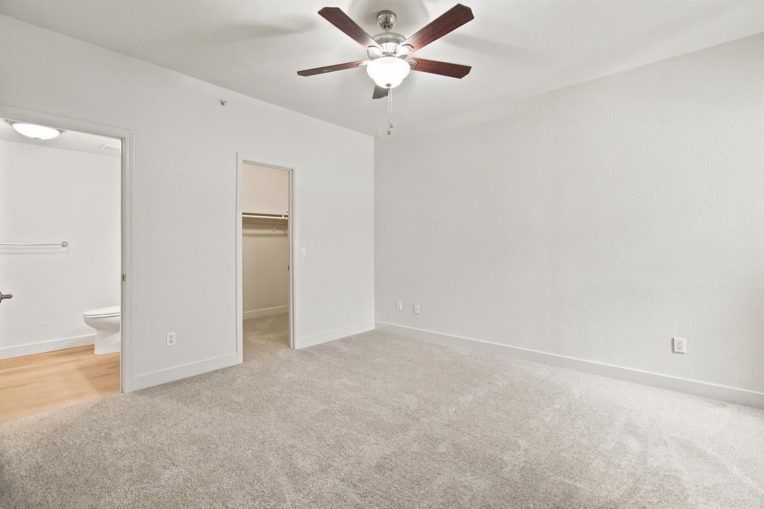 10001 Woodcreek Oaks Boulevard 1321