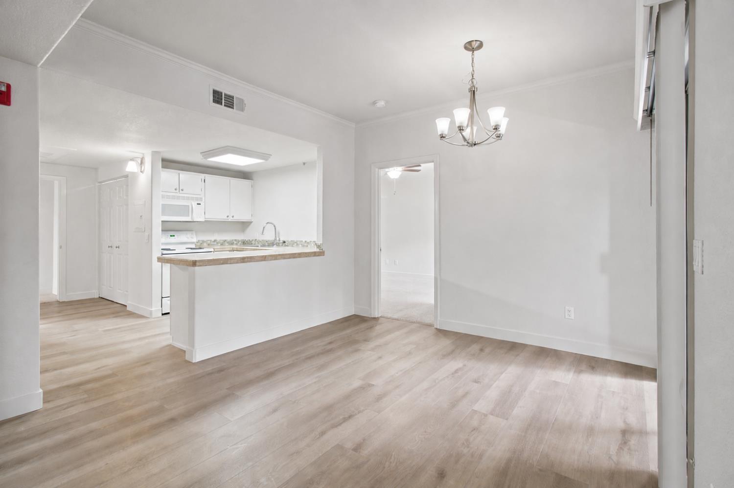 10001 Woodcreek Oaks Boulevard 1321