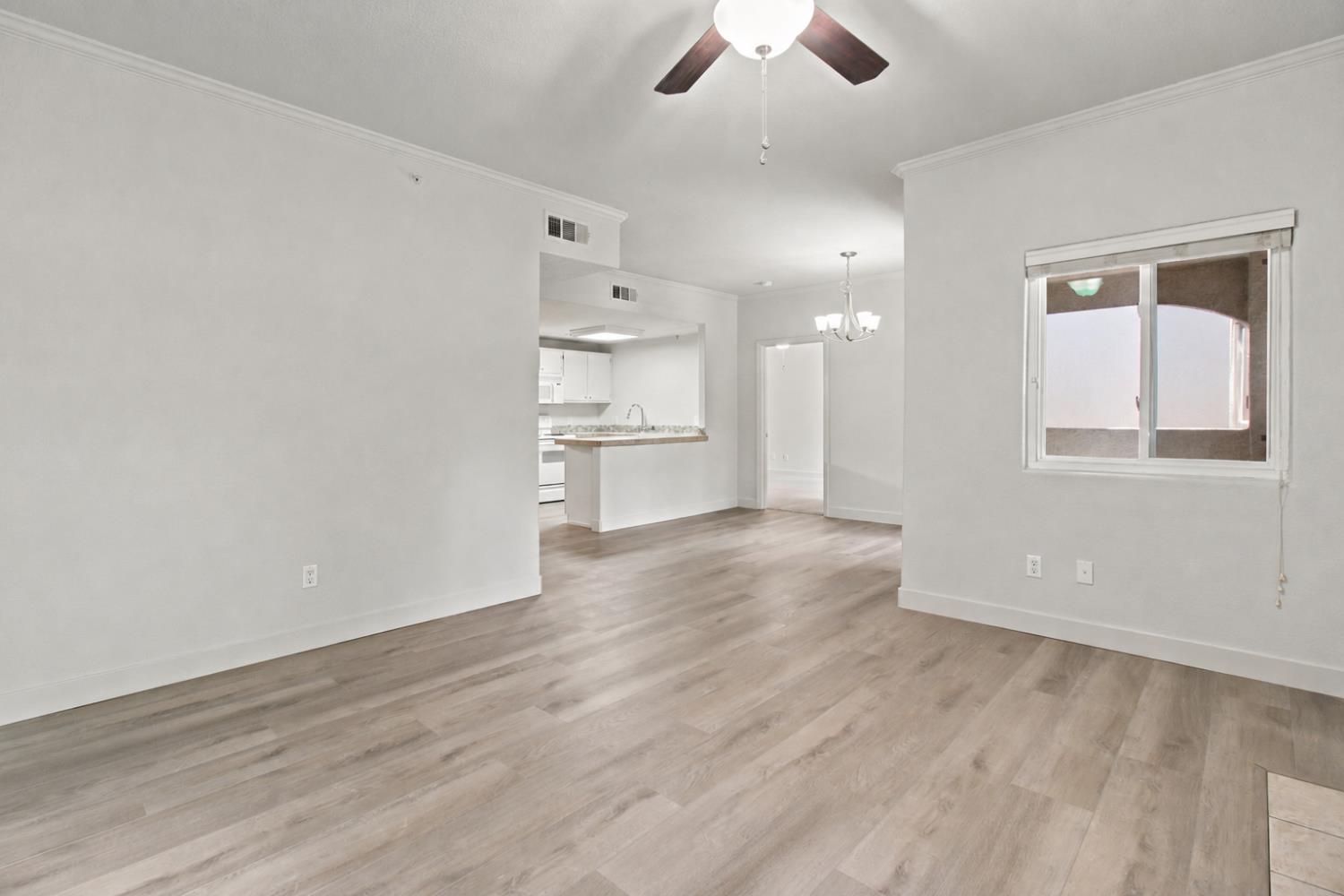 10001 Woodcreek Oaks Boulevard 1321